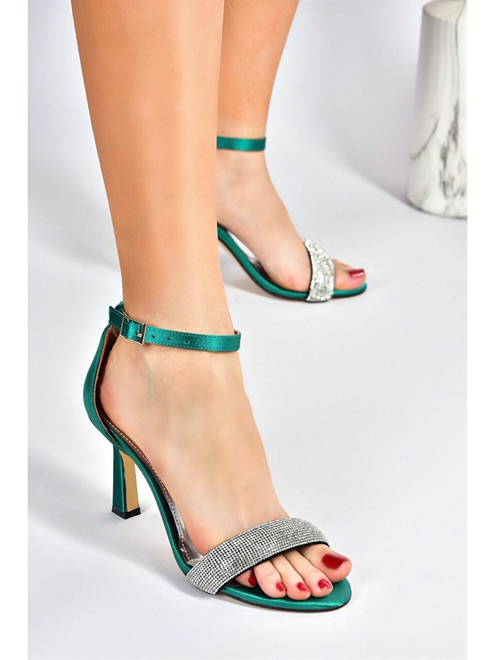 Yeşil Saten Kumaş Kadın Abiye Ayakkabı M572160704