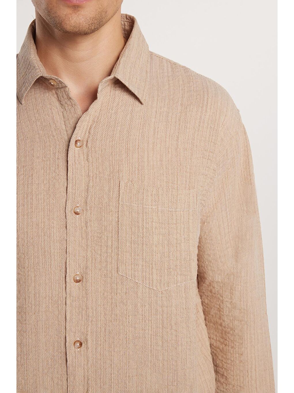 Erkek Relax Fit Rahat Kesim Pamuklu Keten Doku Tek Cepli Bej Gömlek-2