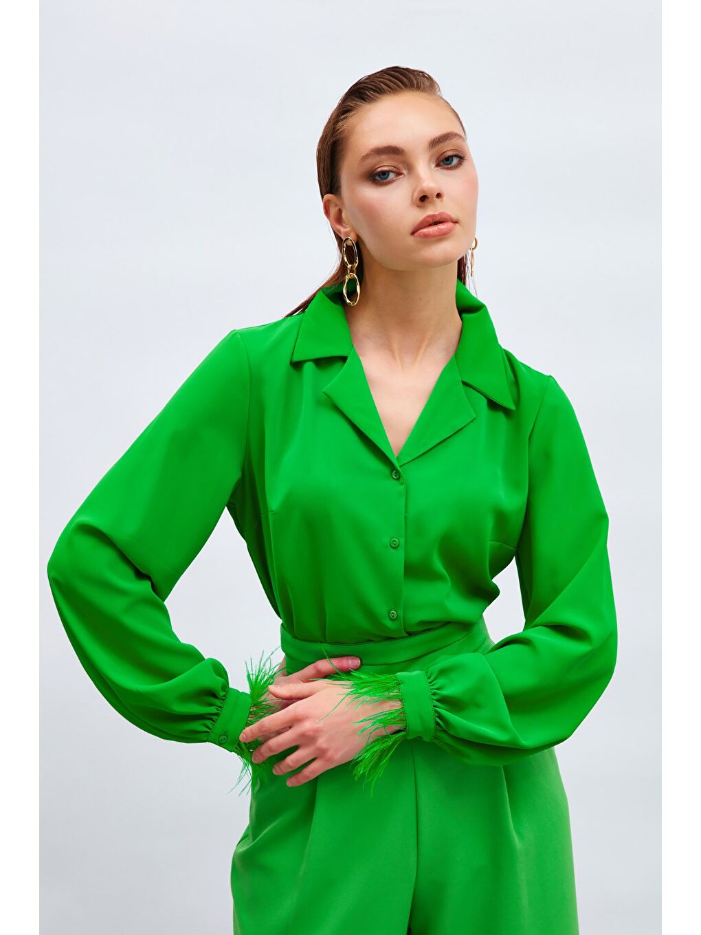 Tüy Detaylı Salaş Gömlek - Yeşil-1