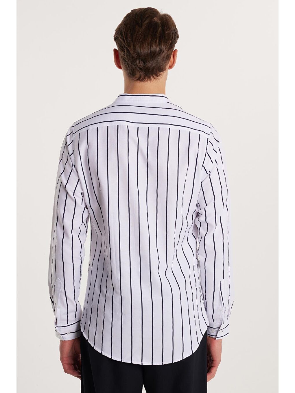 Slim Fit Uzun Kollu Hakim Yaka Pamuklu Kolay Ütü Çizgili Erkek Beyaz Gömlek-4