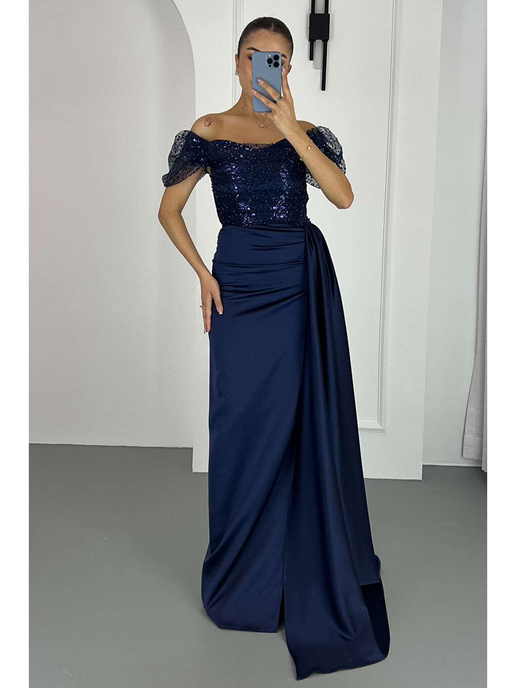 Kadın Lacivert Kayık Yaka Pul Payet Uzun Abiye Elbise-1