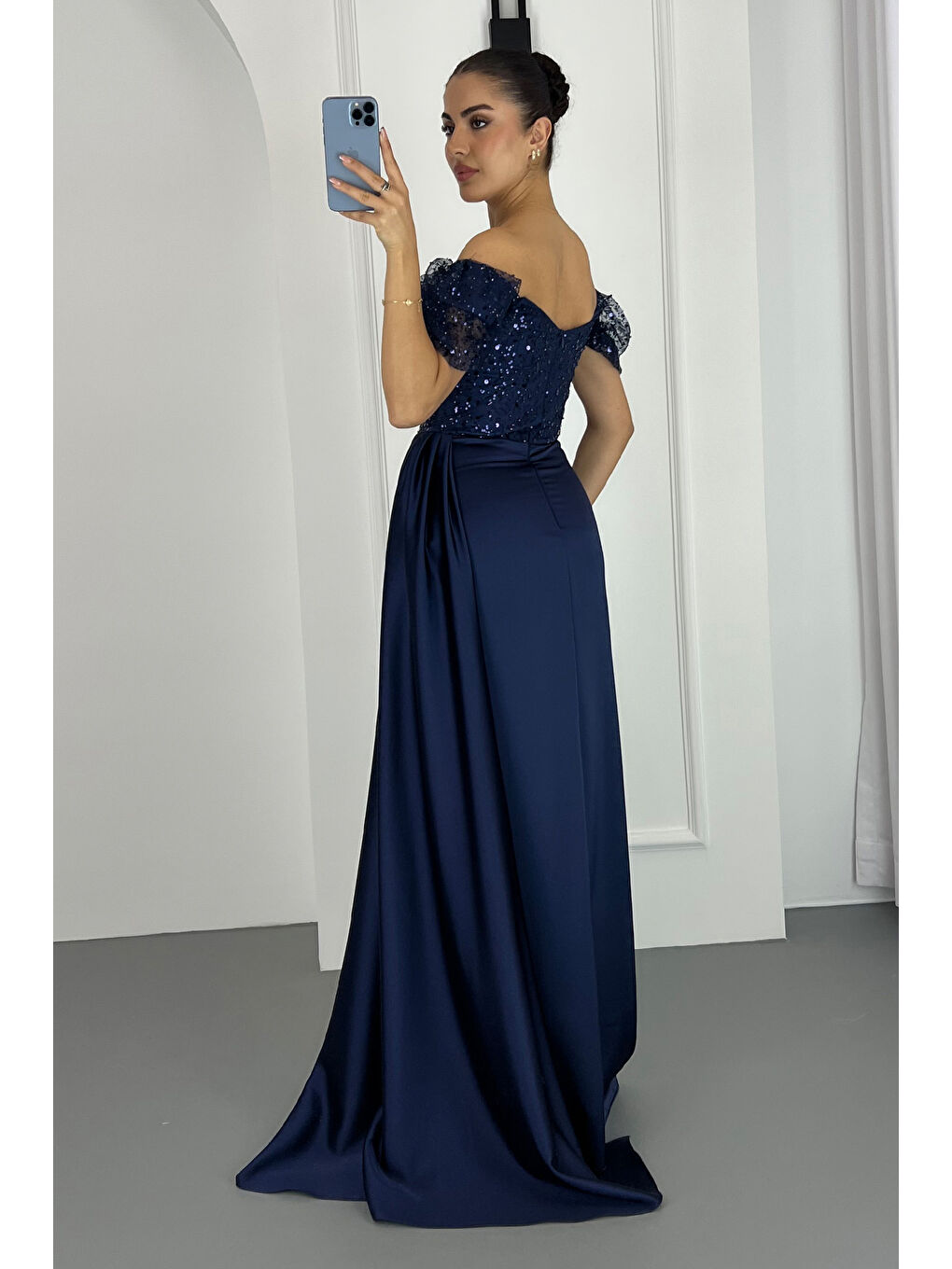 Kadın Lacivert Kayık Yaka Pul Payet Uzun Abiye Elbise-4