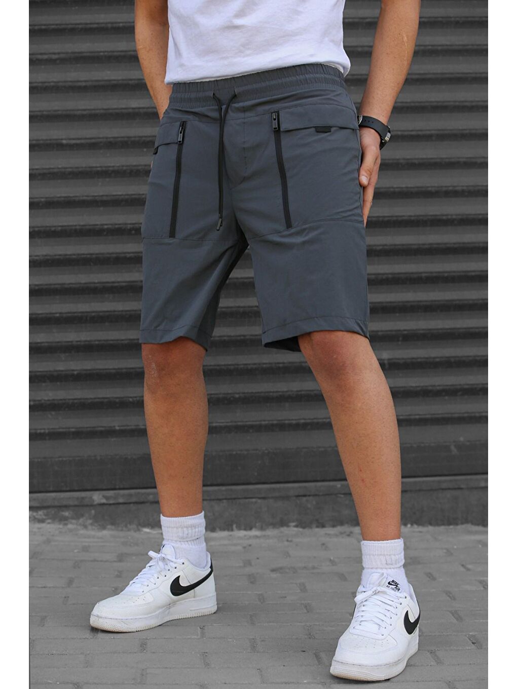 Gri Füme Cepli Basic Erkek Kapri Şort-1