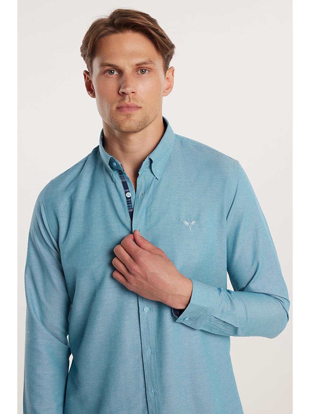 Erkek Slim Fit Dar Kesim Uzun Kollu Pamuklu Oxford Doku Petrol Renk Düğmeli Yaka Gömlek-1