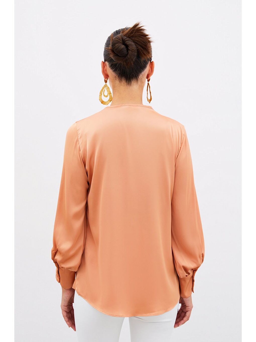 LCW Casual Pembe V Yaka Saten Bluz - Somon - 5