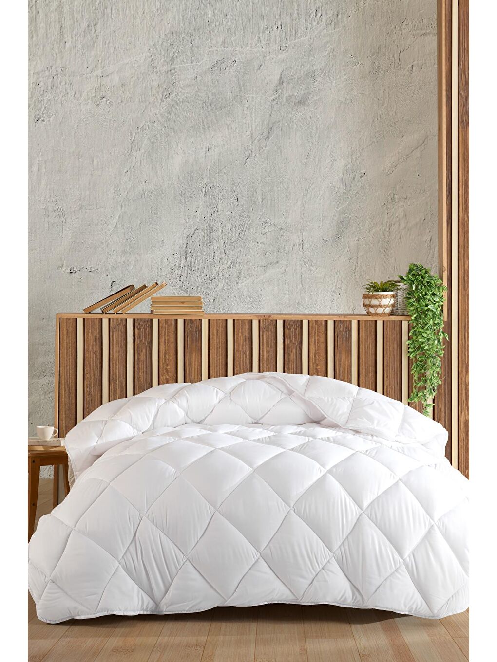 Beyaz Microfiber Lux Tek Kişilik Microfiber Yorgan