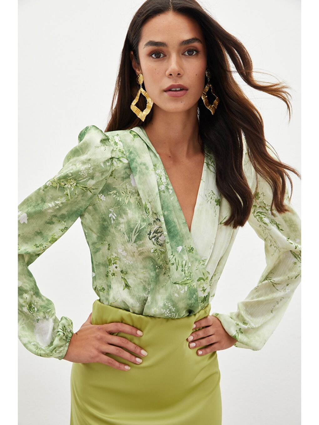 Çiçek Desenli Bodysuit Bluz - Çağla Yeşili-6