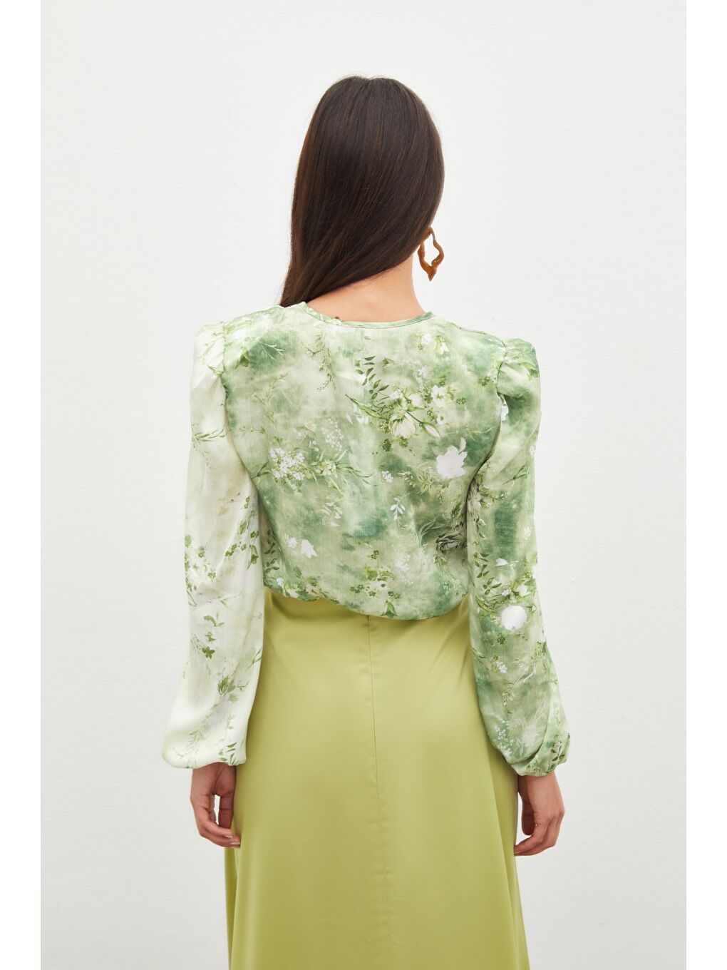 Çiçek Desenli Bodysuit Bluz - Çağla Yeşili-7