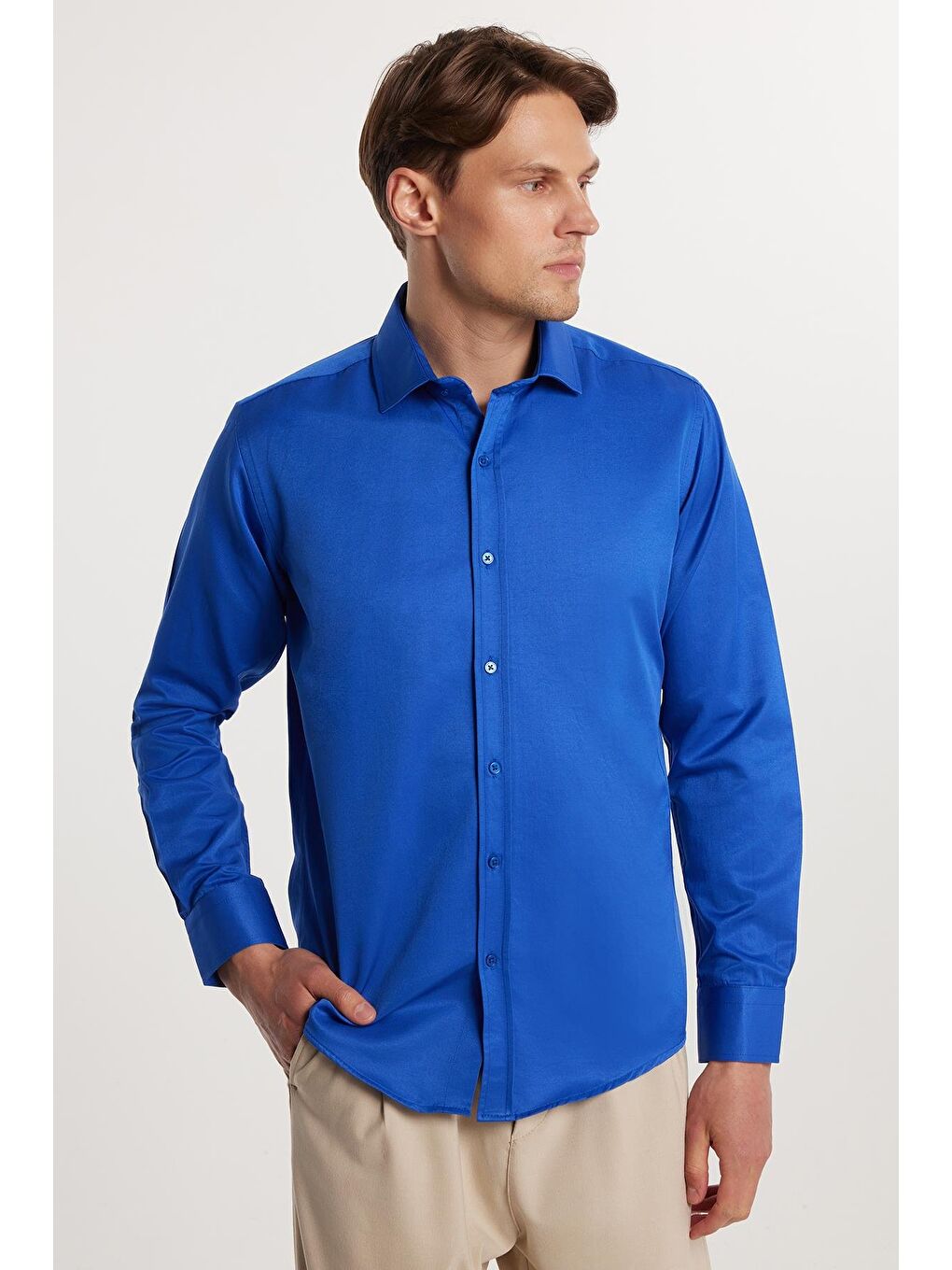 Erkek Modern Fit Dar Kesim Pamuklu Düz Saten Sax Mavi Gömlek-2