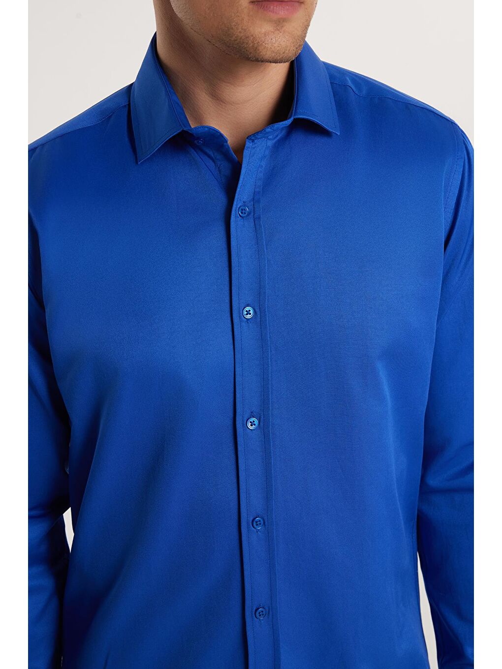 Erkek Modern Fit Dar Kesim Pamuklu Düz Saten Sax Mavi Gömlek-3