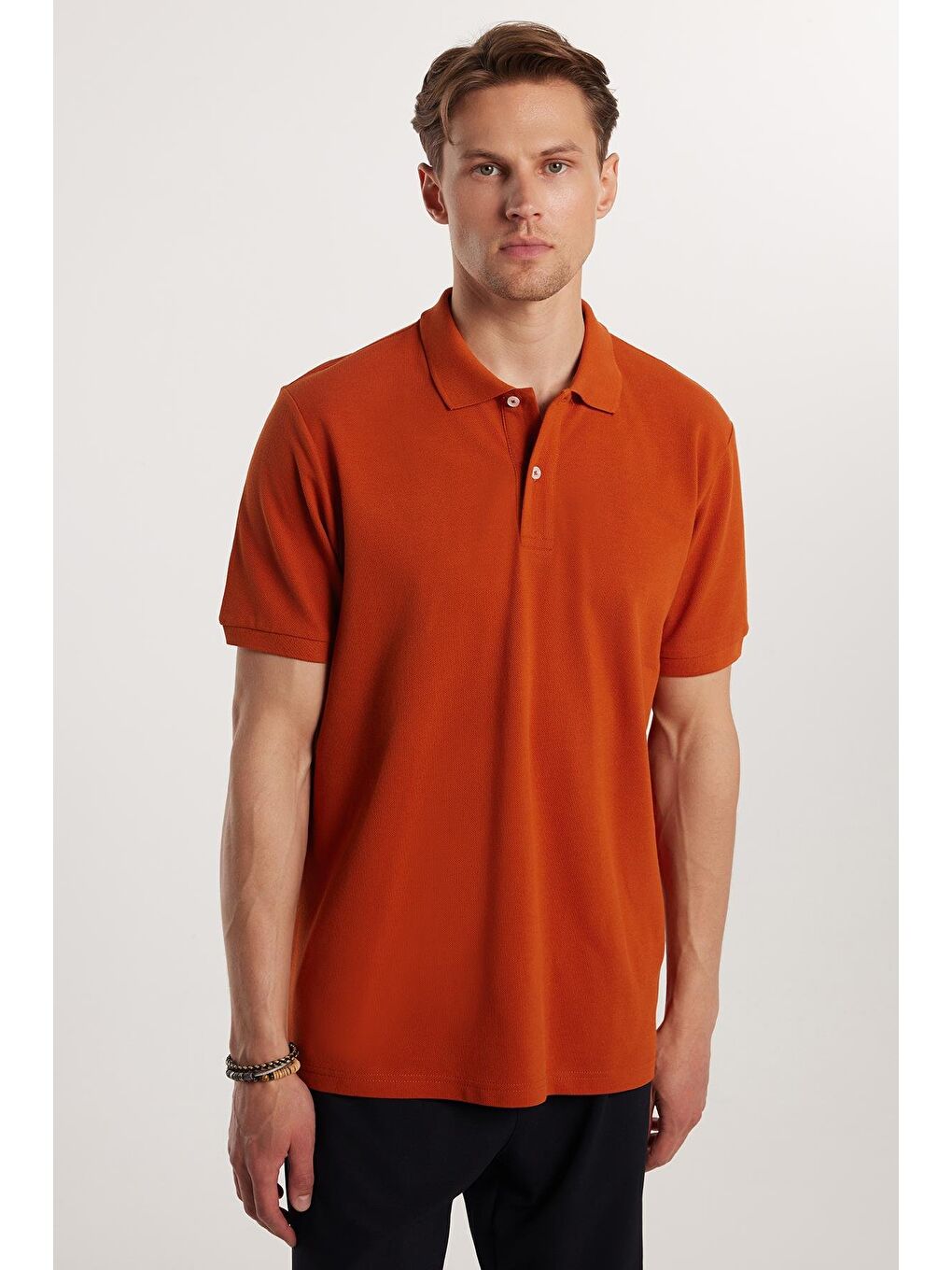 Kahverengi Erkek Regular Fit Klasik Kesim %100 Pamuk Düz Pike Kiremit Polo Yaka Tişört-1
