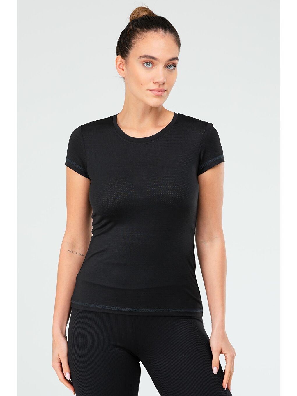 3'lü Kadın Siyah Pamuklu Elastan Kısa Kollu Body Tişört