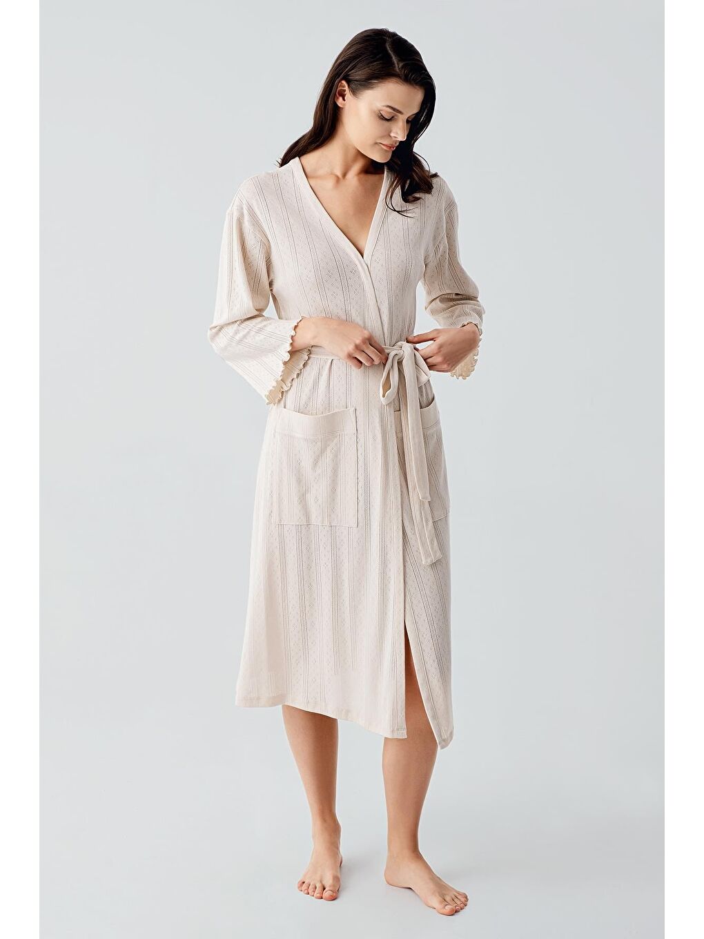 Bej Uzun Kollu Ajurlu Esnek Pamuklu Sabahlık 17508