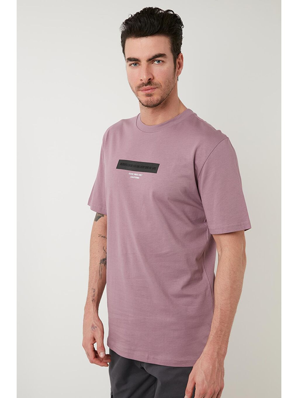 Pembe Baskılı Pamuklu Oversize Bisiklet Yaka Tişört 5727401-2