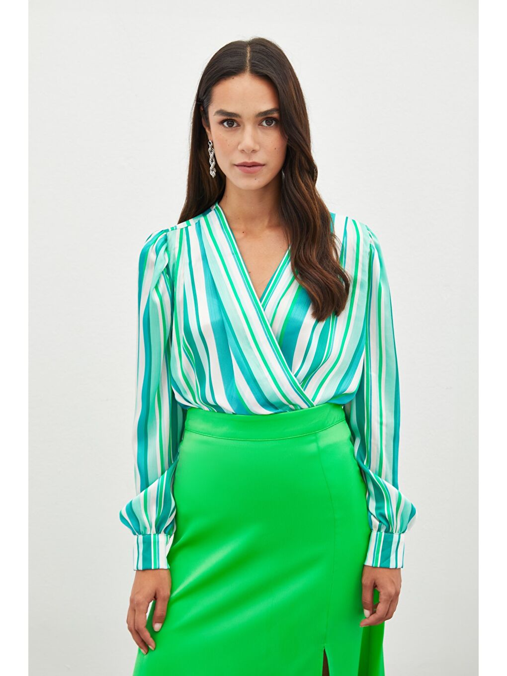 Çizgili Bodysuit Bluz - Çağla Yeşili-3