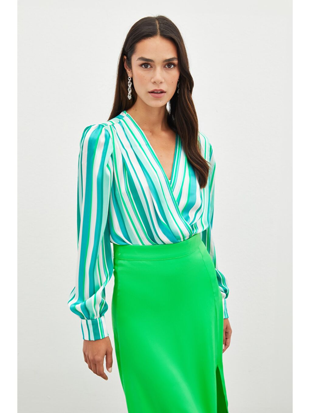 Çizgili Bodysuit Bluz - Çağla Yeşili-4