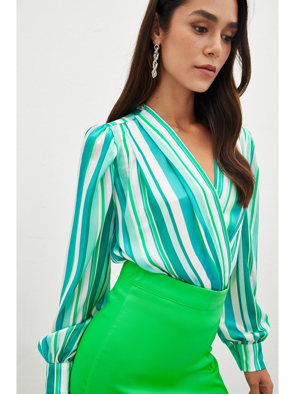 Çizgili Bodysuit Bluz - Çağla Yeşili-5