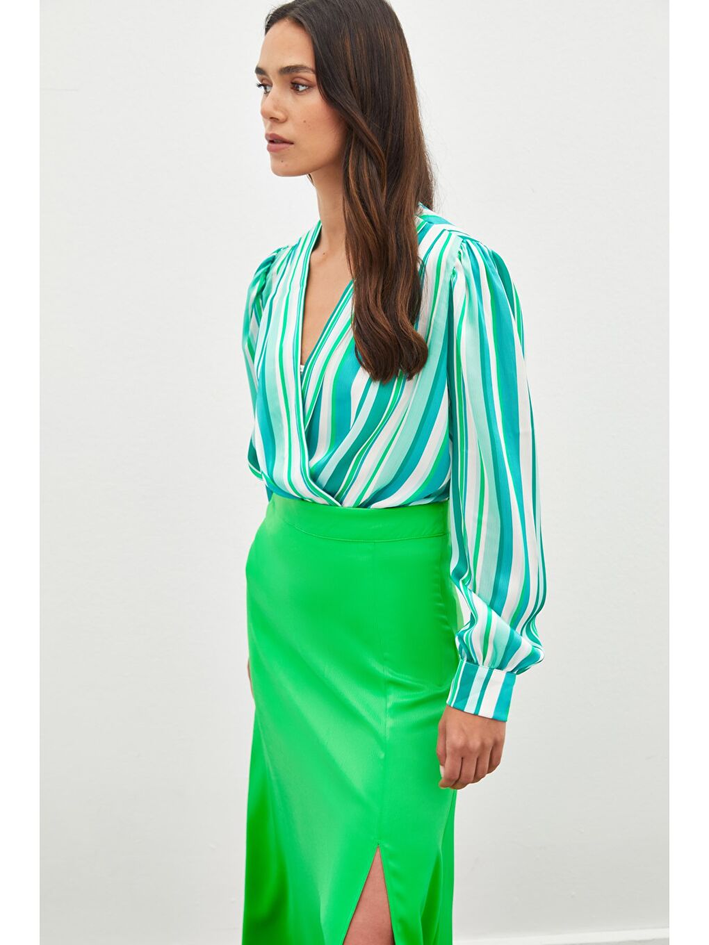 Çizgili Bodysuit Bluz - Çağla Yeşili-6
