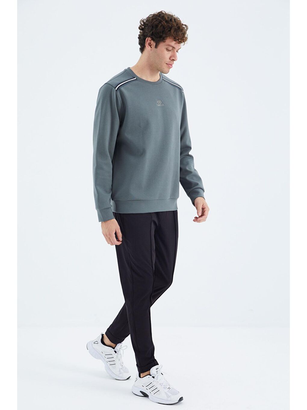 Haki Bisiklet Yaka Omuz Şerit Detaylı Rahat Kalıp Erkek Sweatshirt - 88279-4