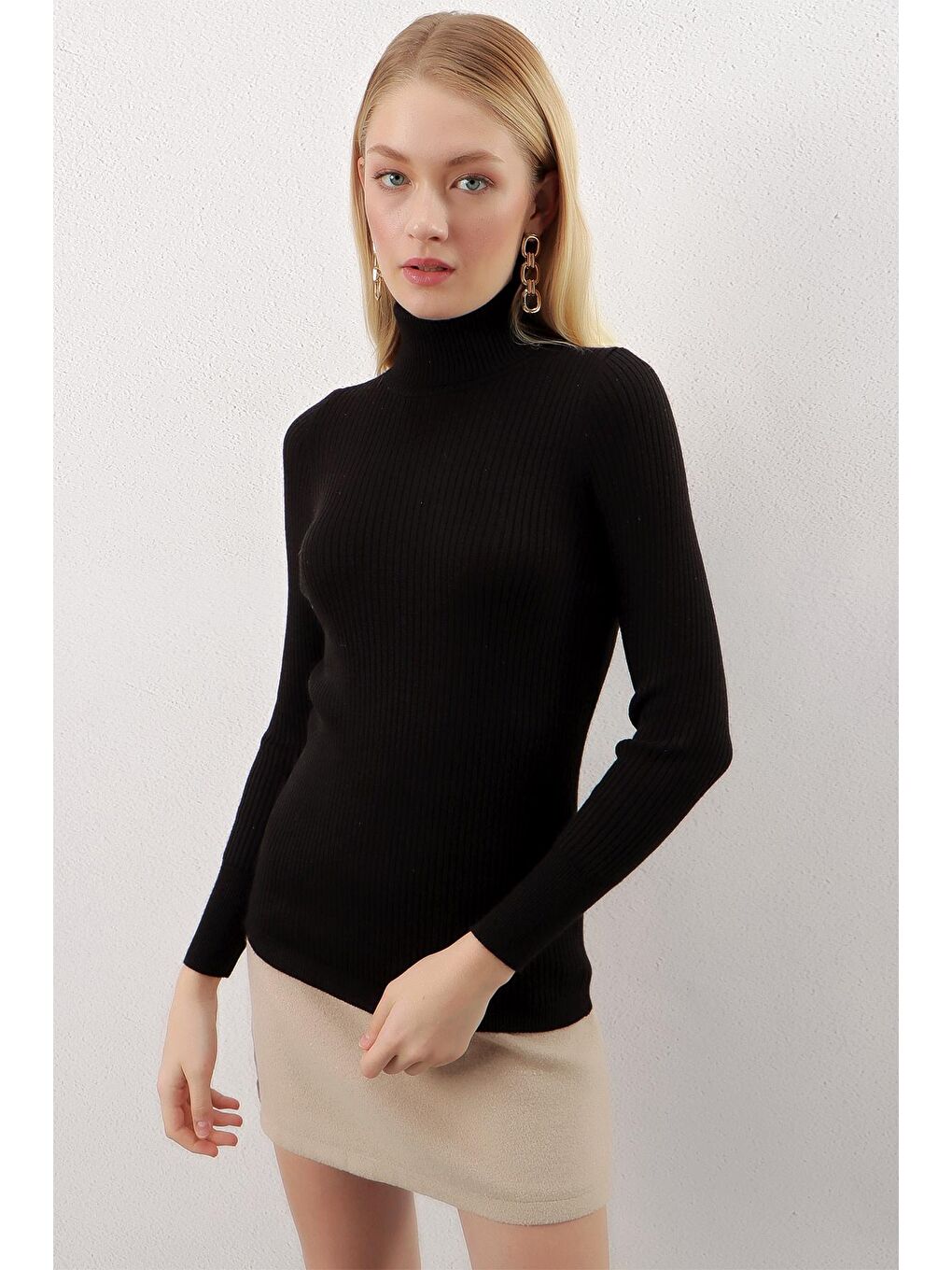 Kadın Siyah Balıkçı Yaka Fitilli Basic Body Triko Kazak