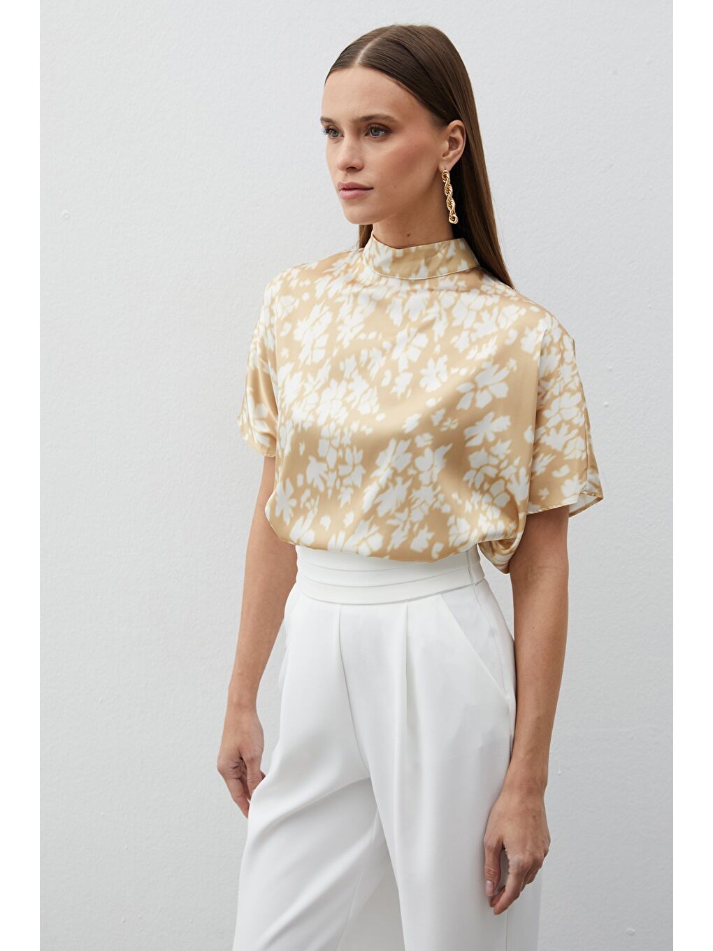 Kahverengi Dik Yaka Desenli Salaş Bluz - Kahve-3