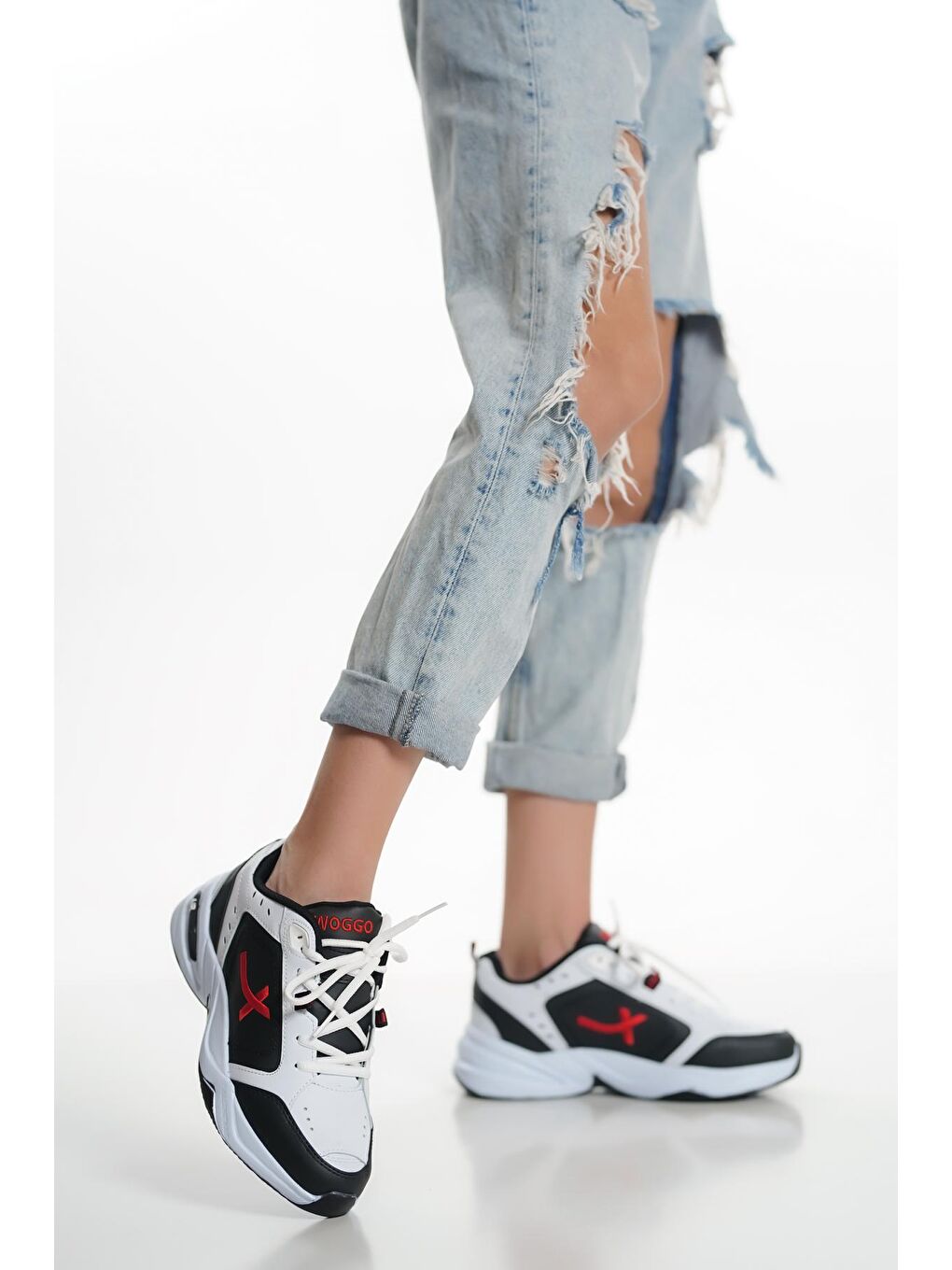 Beyaz Bağcıklı Yürüyüş Kadın Spor Ayakkabı 055