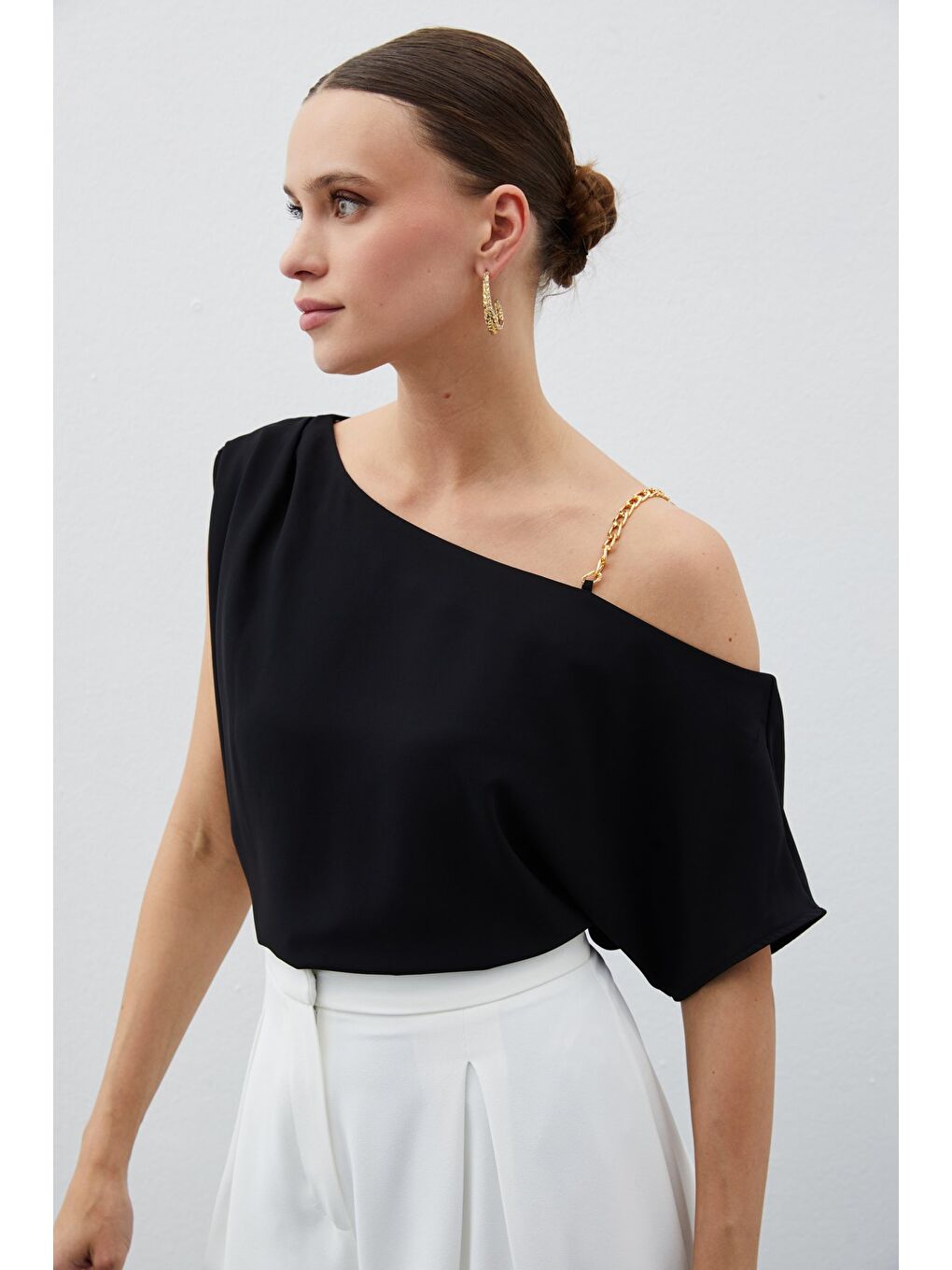 Düşük Omuzlu Salaş Bluz - Siyah-2