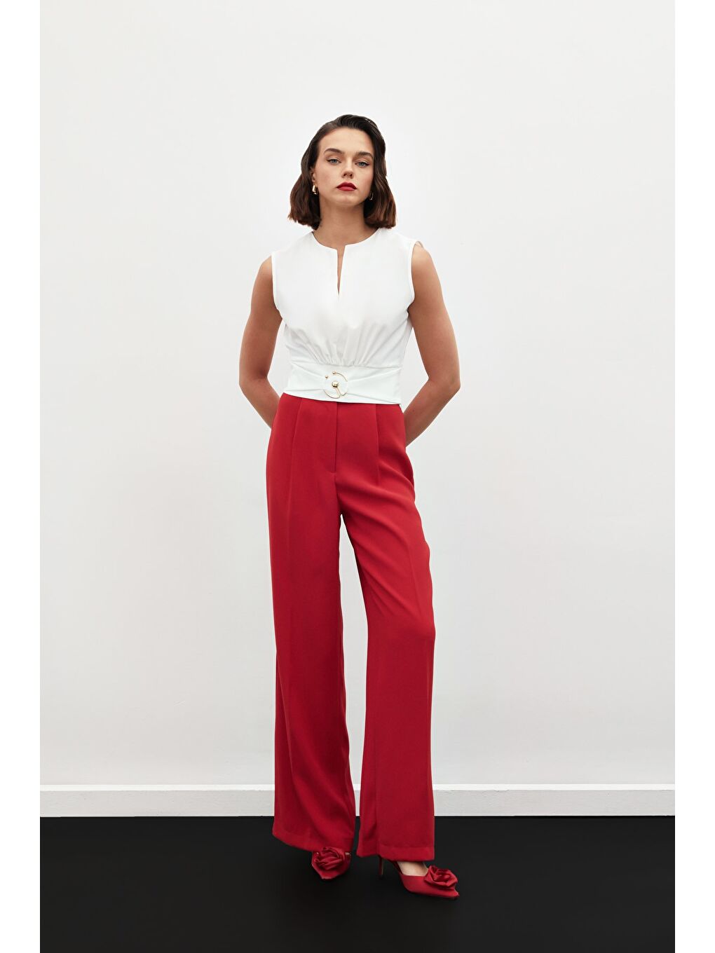 Toka Detaylı Kolsuz Bluz - Ekru-2