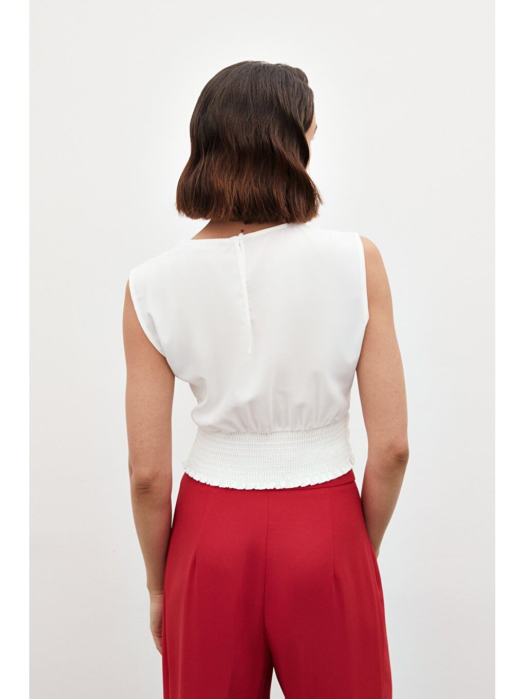 Toka Detaylı Kolsuz Bluz - Ekru-7