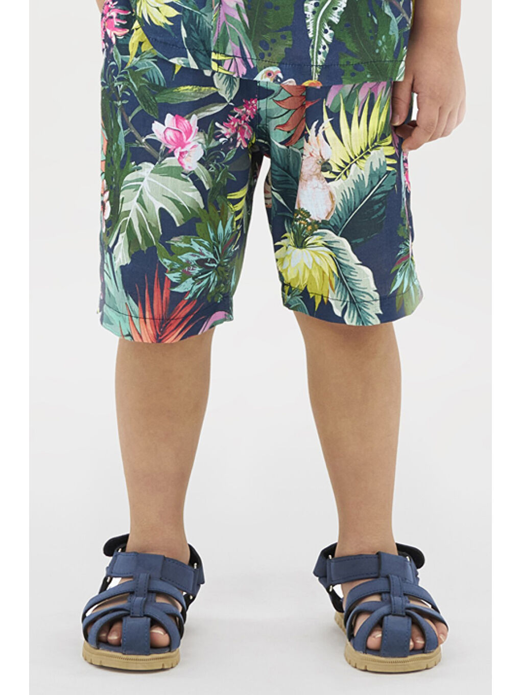 Erkek Çocuk Desenli Lacivert Şort-2