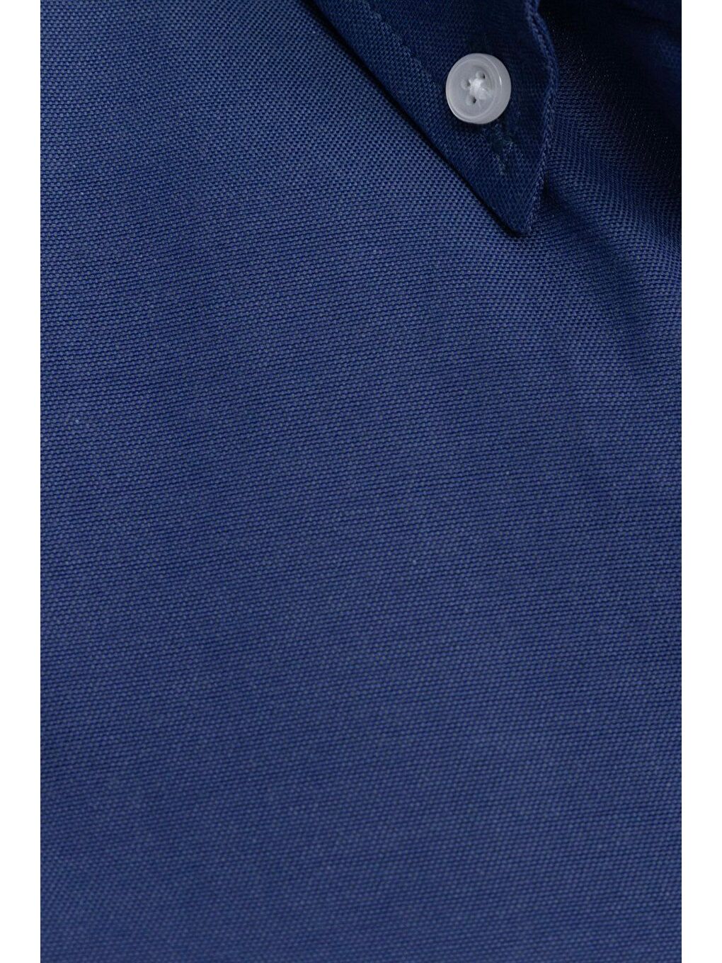Erkek Regular Fit Klasik Kesim Oxford Doku Yaka Düğmeli Cepli Nakışlı İndigo Gömlek-4