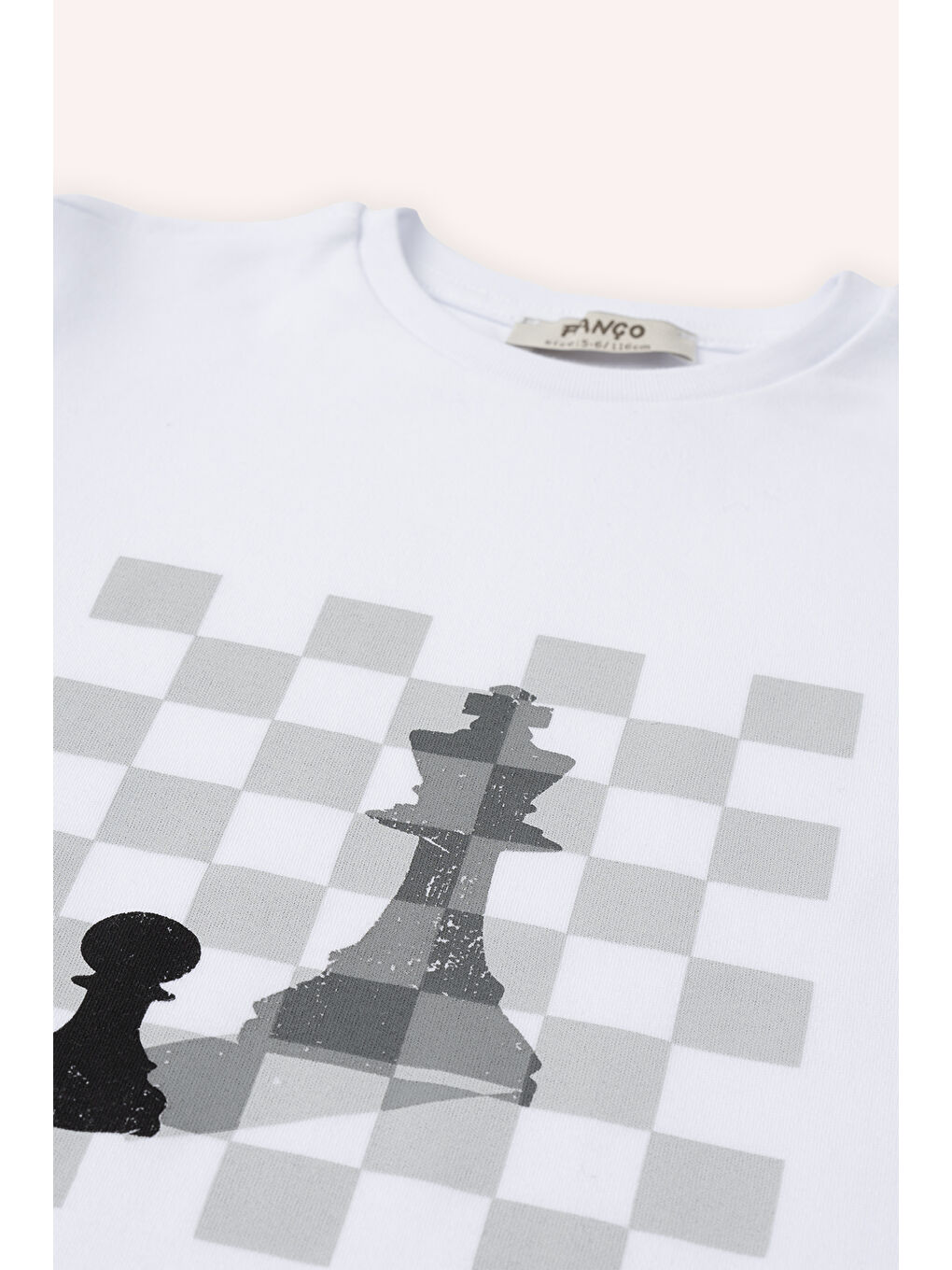 Erkek Çocuk Satranç Baskılı Beyaz Pijama Üstü-1