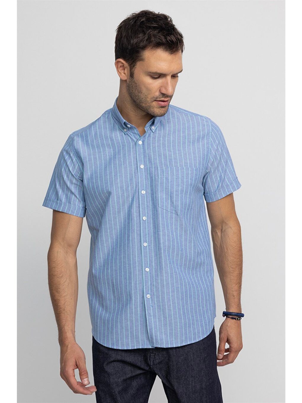 Mavi Erkek Regular Fit Klasik Kesim Düğmeli Yaka Çizgili Pamuklu Gömlek