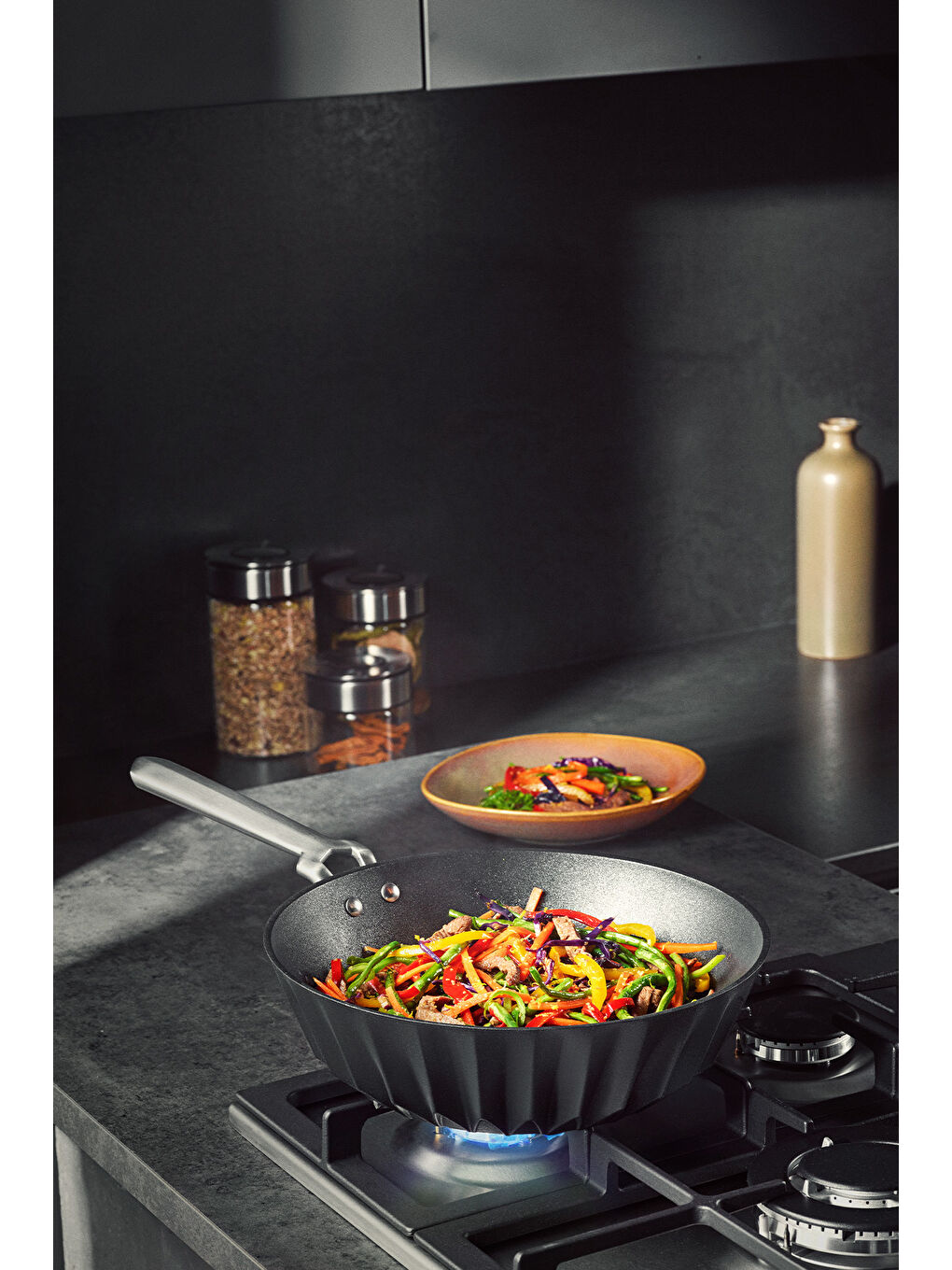 Siyah Diagon 28 cm Wok Tava-1