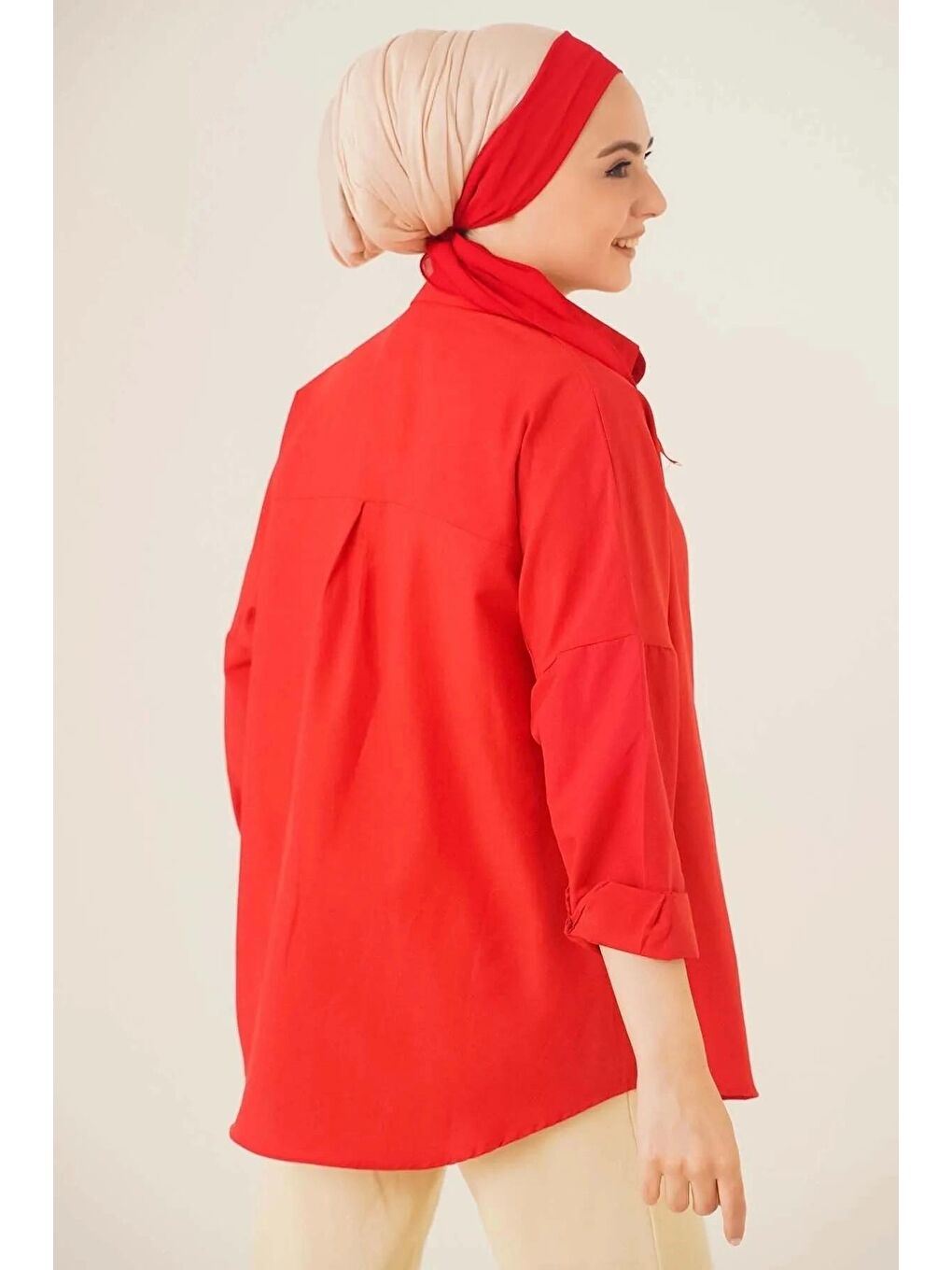 Kadın Tesettür Kırmızı Geniş Kalıp Uzun Basic Gömlek HZL24W-BD139001-2