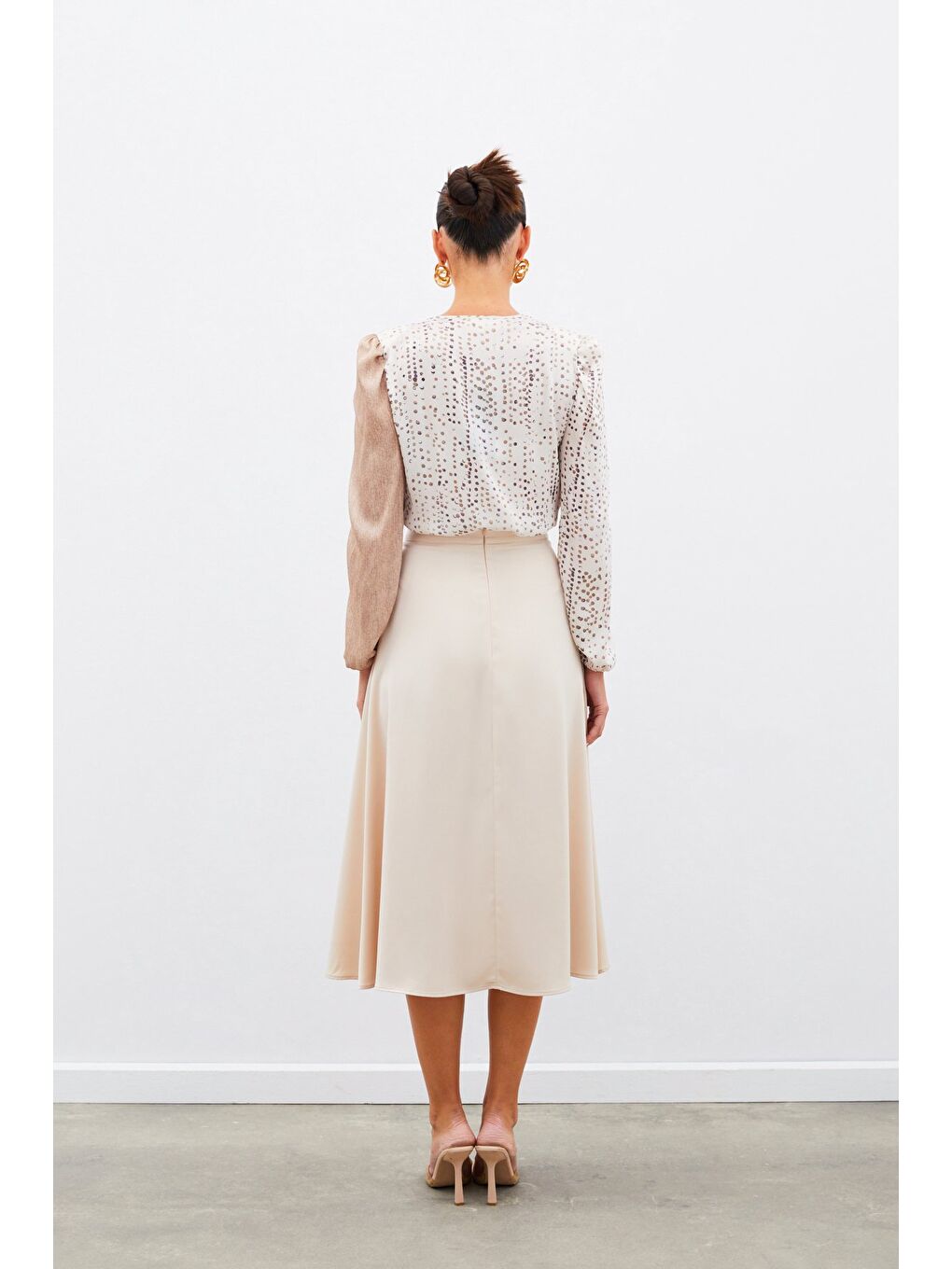 Bej Çift Desenli Kruvaze Bluz - Taş-6