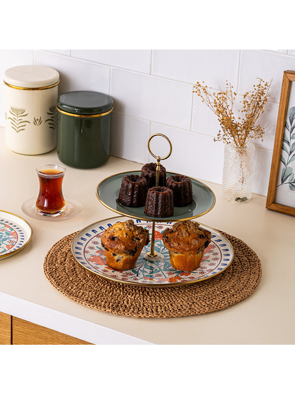 Beyaz Hasbahçe Emaye Katlı Kurabiyelik 21 x 29 Cm-8