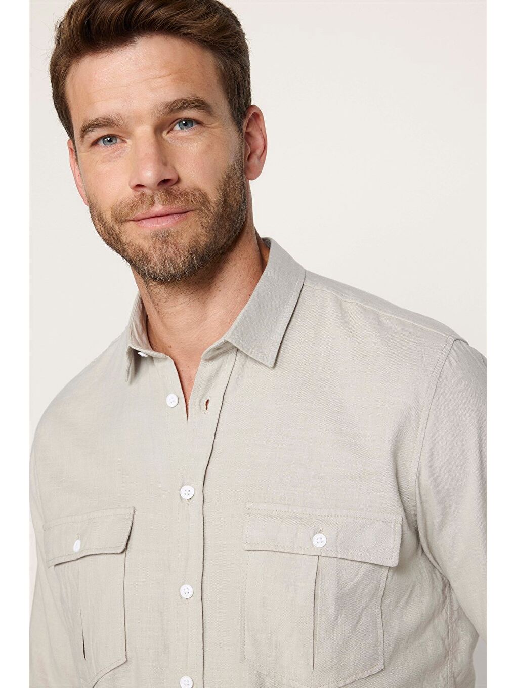 Bej Erkek Regular Fit Klasik Kesim %100 Pamuk Keten Doku Çift Cep Taş Renk Gömlek-2