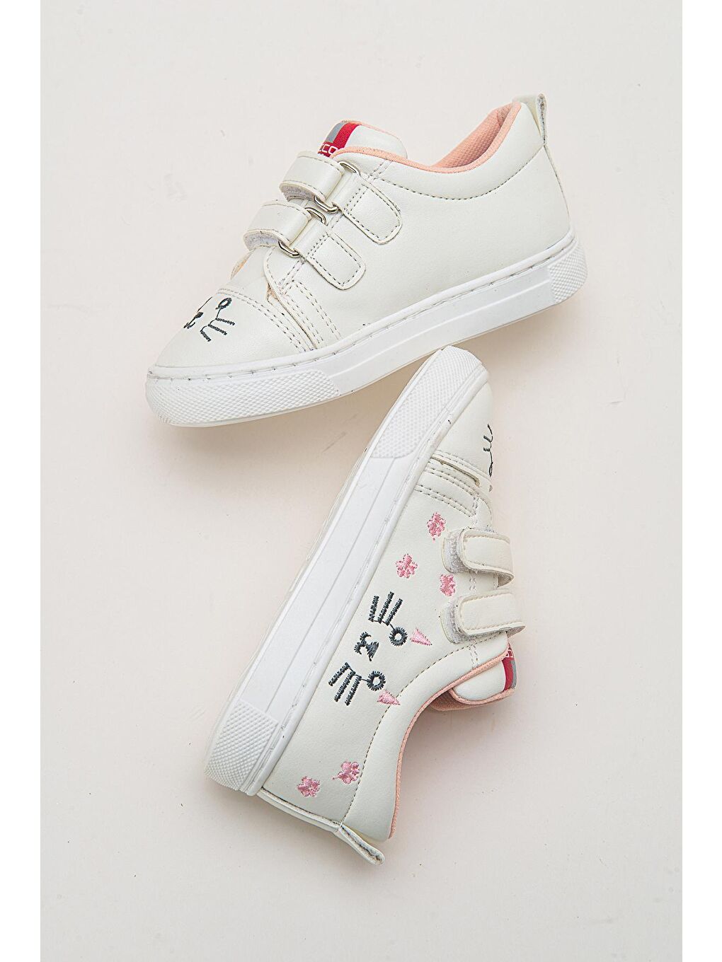 Kız Çocuk Beyaz Kedili Sneaker Ayakkabı-3
