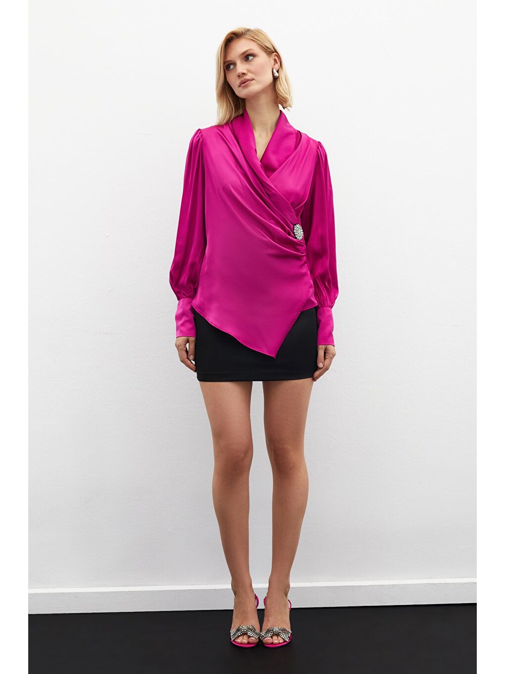 Broşlu Kruvaze Bluz - Fuşya-1