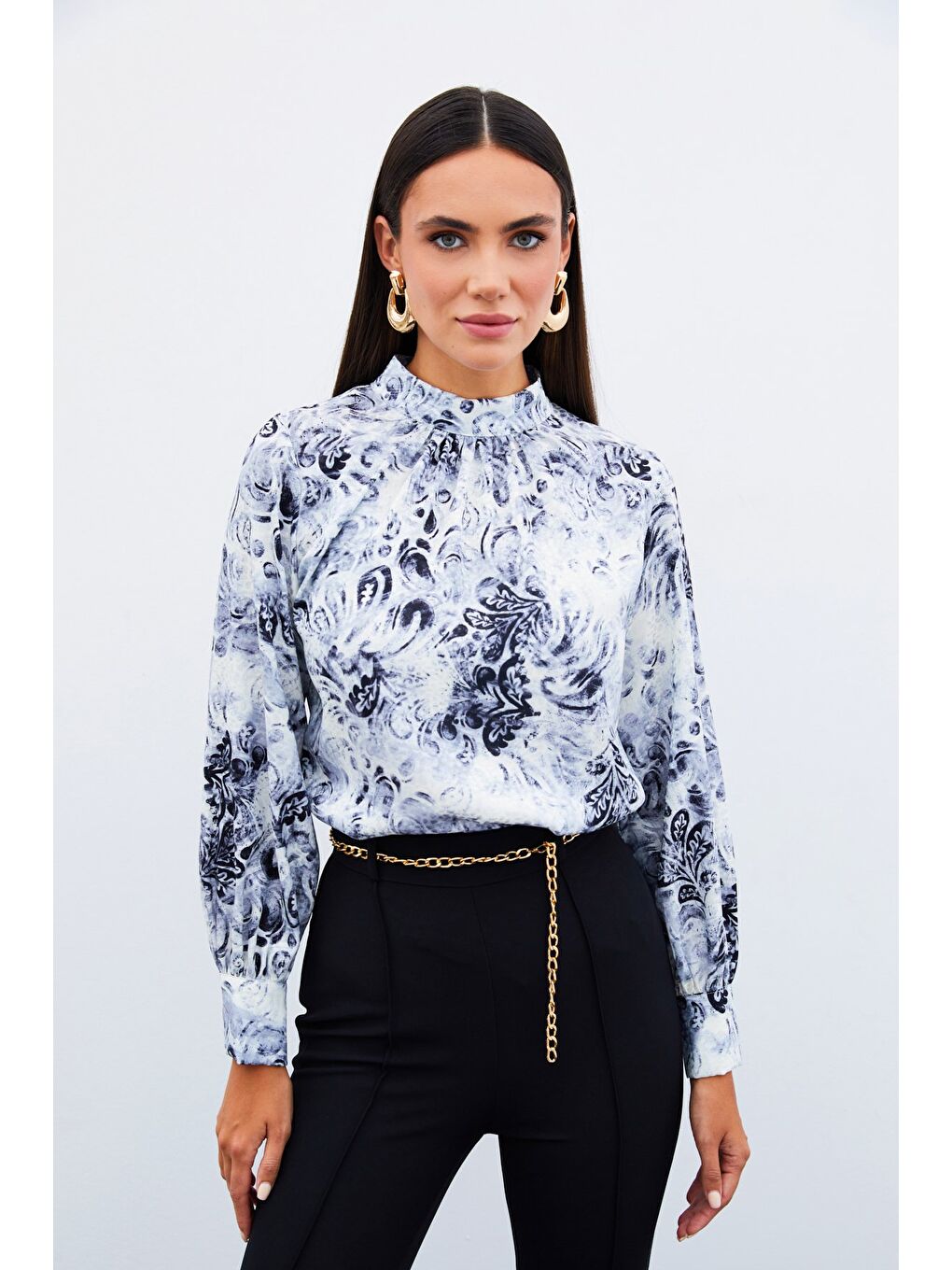 Dik Yaka Desenli Bluz - Siyah-1