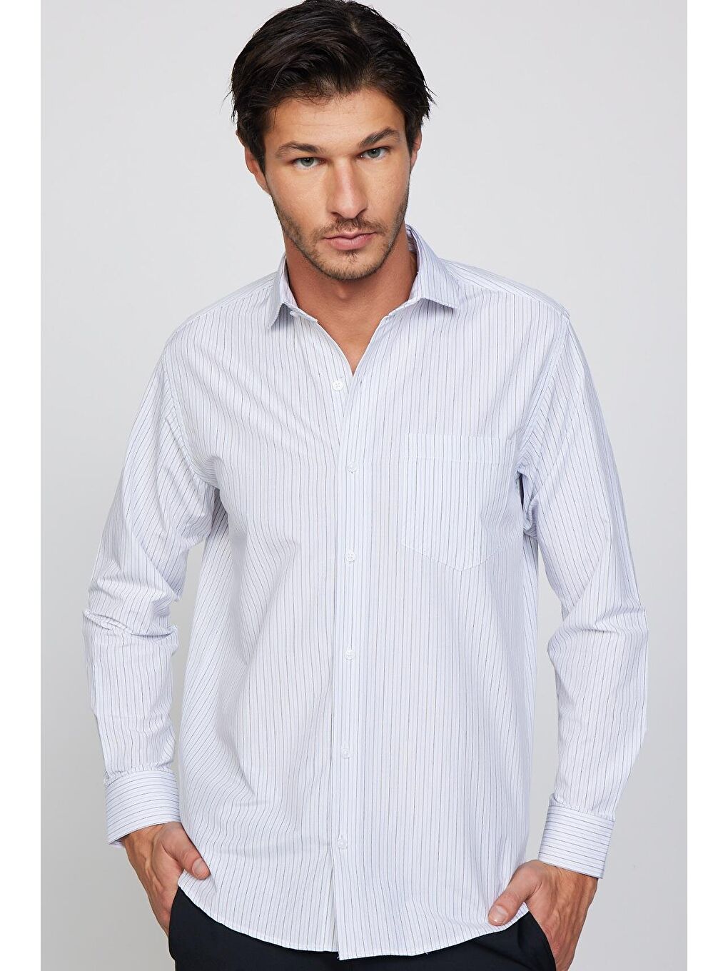 Erkek Regular Fit Klasik Kesim Tek Cepli Çizgili Beyaz İtalyan Yaka Gömlek-2