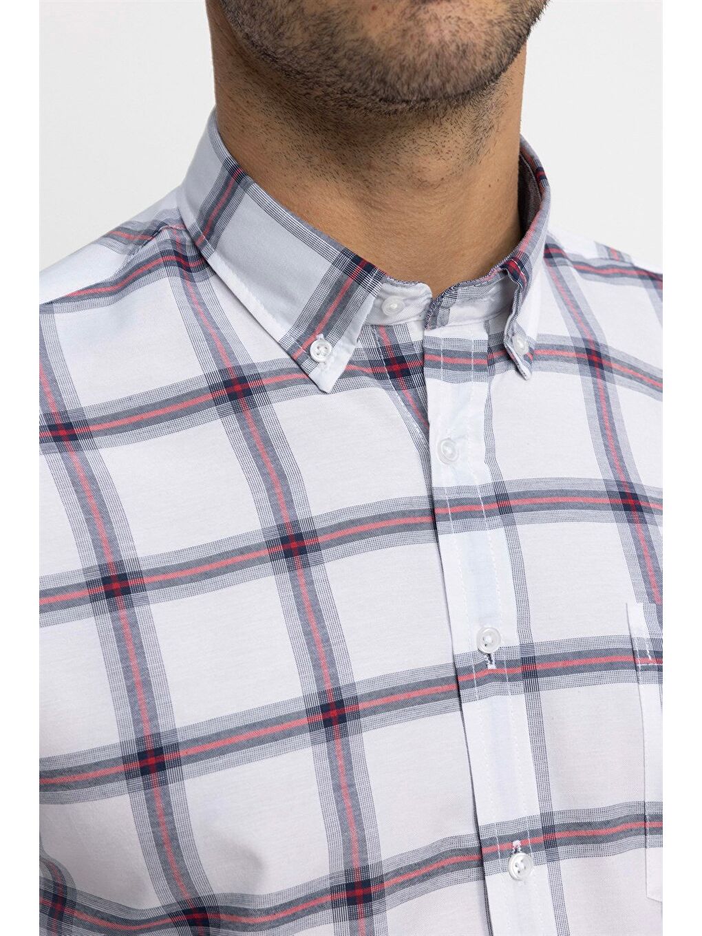 Erkek Regular Fit Klasik Kesim Düğmeli Yaka Küçük Kareli Pamuklu Beyaz Gömlek-2