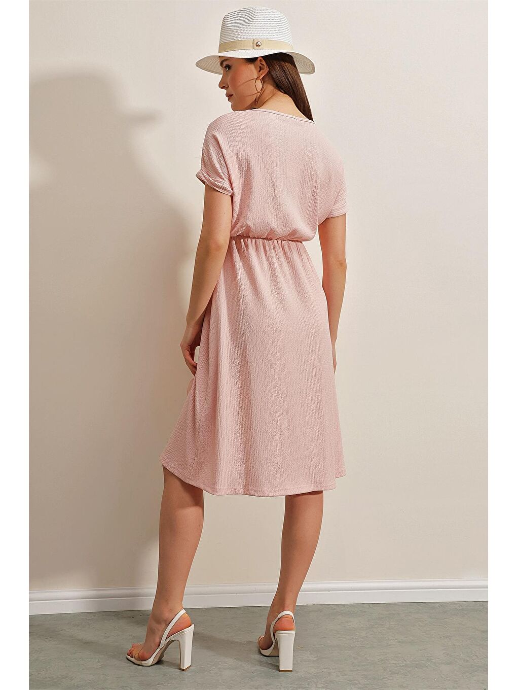 Pembe 2378 V Yaka Yırtmaçlı Örme Elbise - Pudra-4