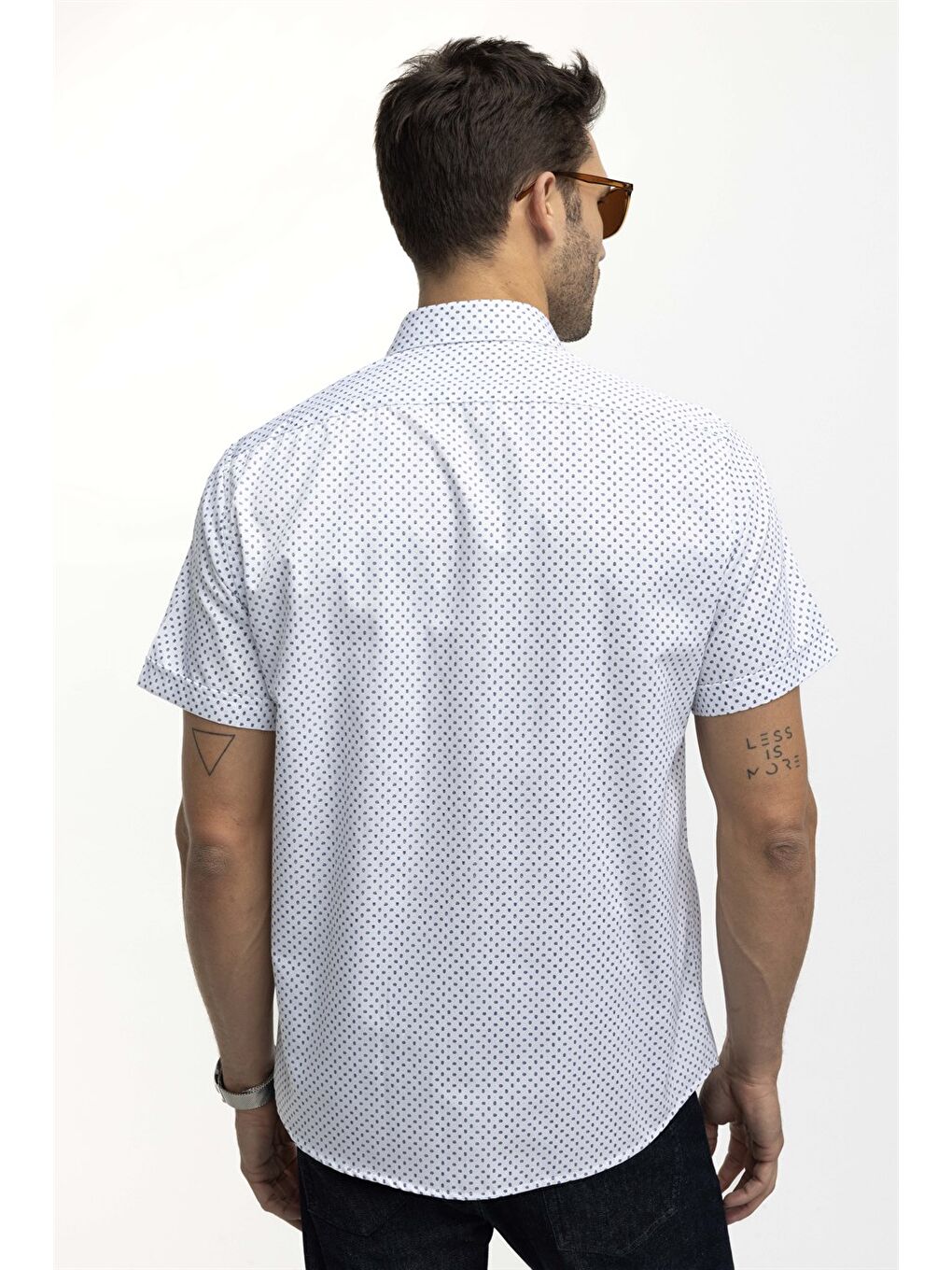 Erkek Regular Fit Klasik Kesim Baskılı Spor Yaka Biyeli Beyaz Gömlek-3