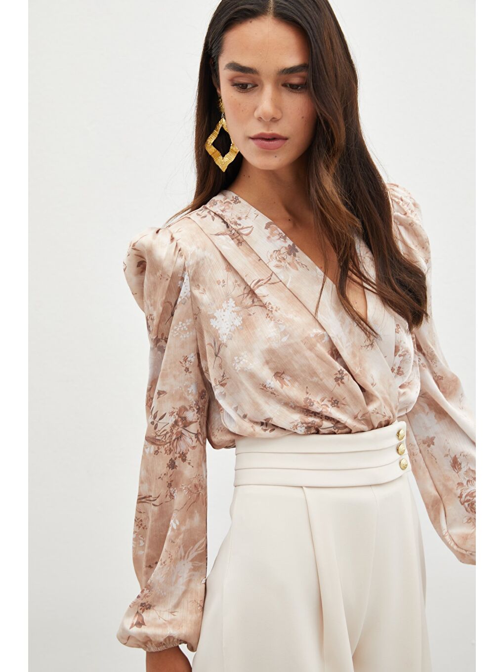 Kahverengi Çiçek Desenli Bodysuit Bluz - Camel-2