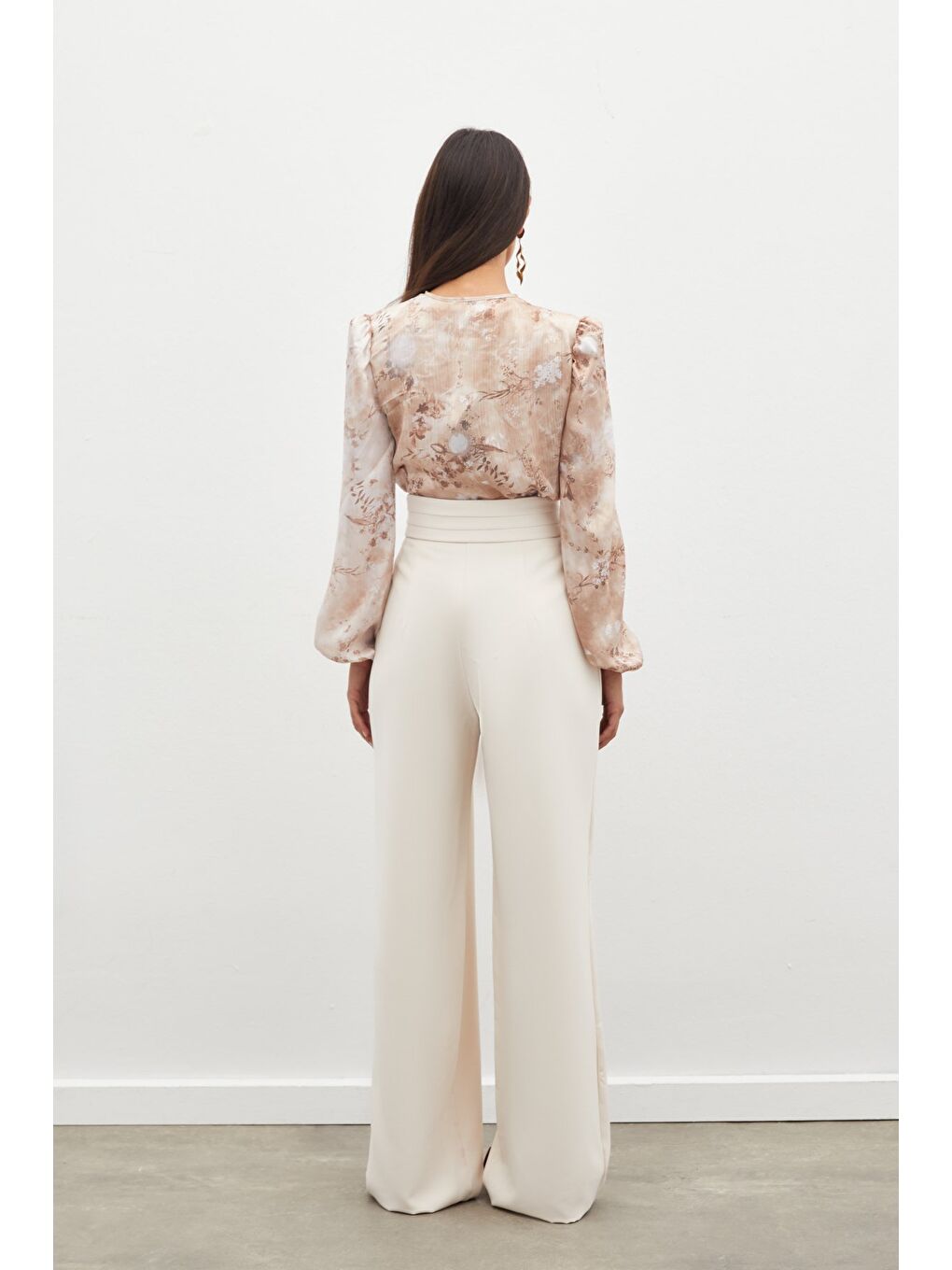 Kahverengi Çiçek Desenli Bodysuit Bluz - Camel-7