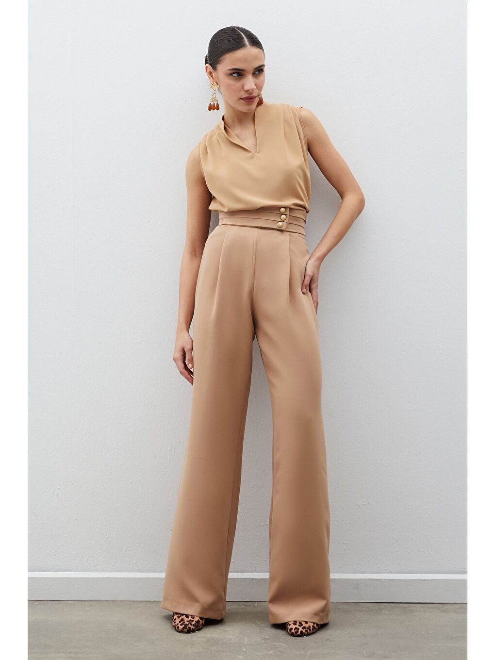 Kahverengi Hakim Yaka Kolsuz Bluz - Camel-6