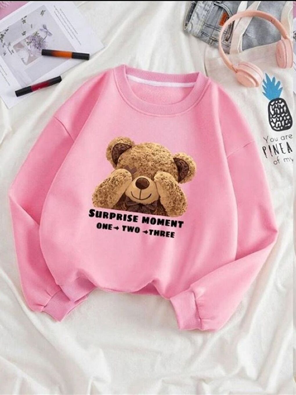 Trendseninle Kadın Pembe Utangaç Ayıcık Baskılı Bisiklet Yaka Sweatshirt