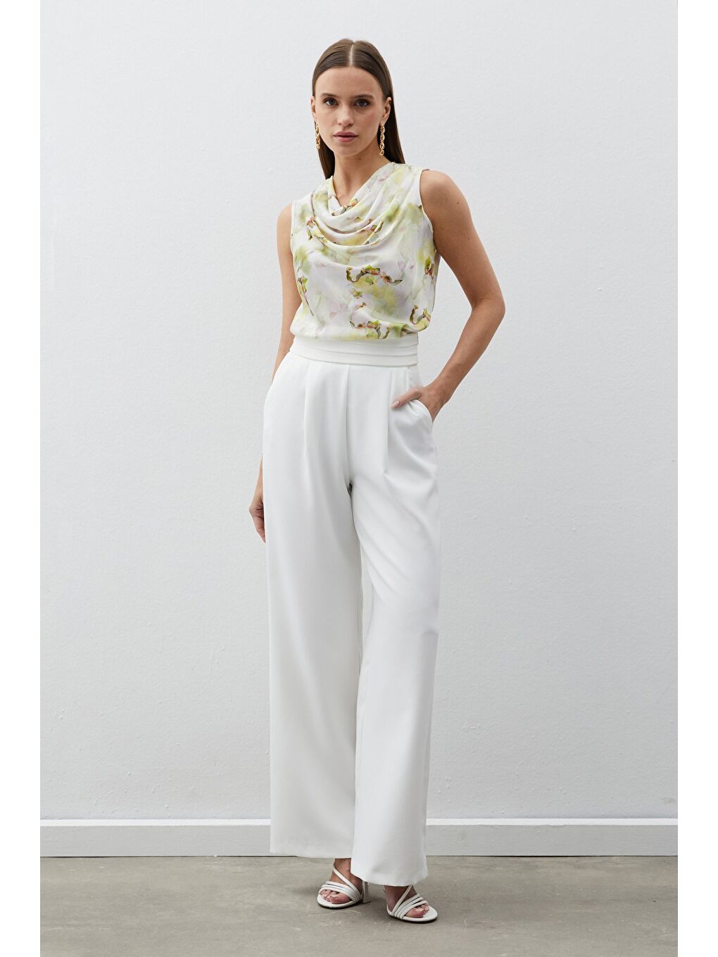 Degaje Yaka Desenli Bluz - Yağ Yeşili-1